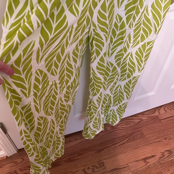 Entro Destination Jumpsuit Green Leaf Print Tropical Vacation Resort NWT Large - Picture 2 of 10